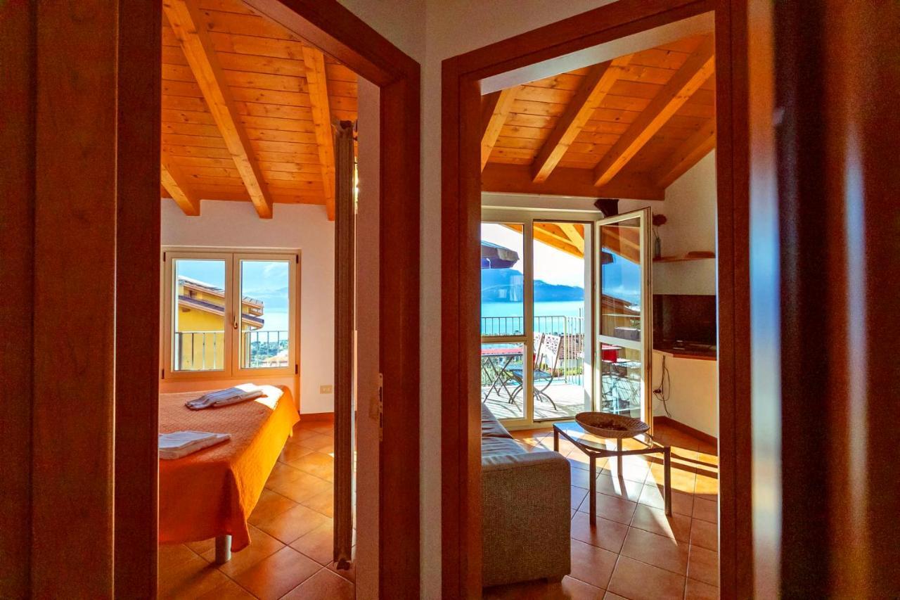 La Collina Degli Ulivi Apartment Vercana Luaran gambar