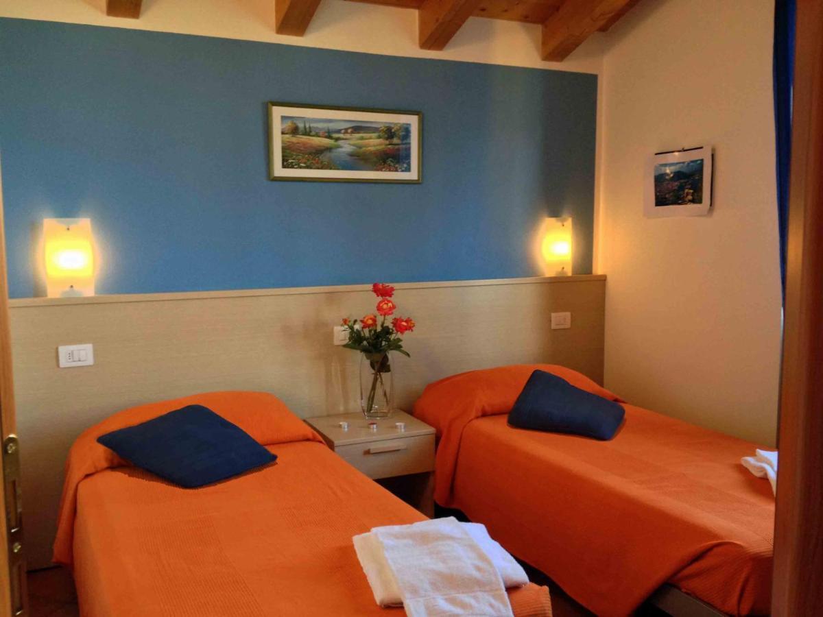 La Collina Degli Ulivi Apartment Vercana Luaran gambar