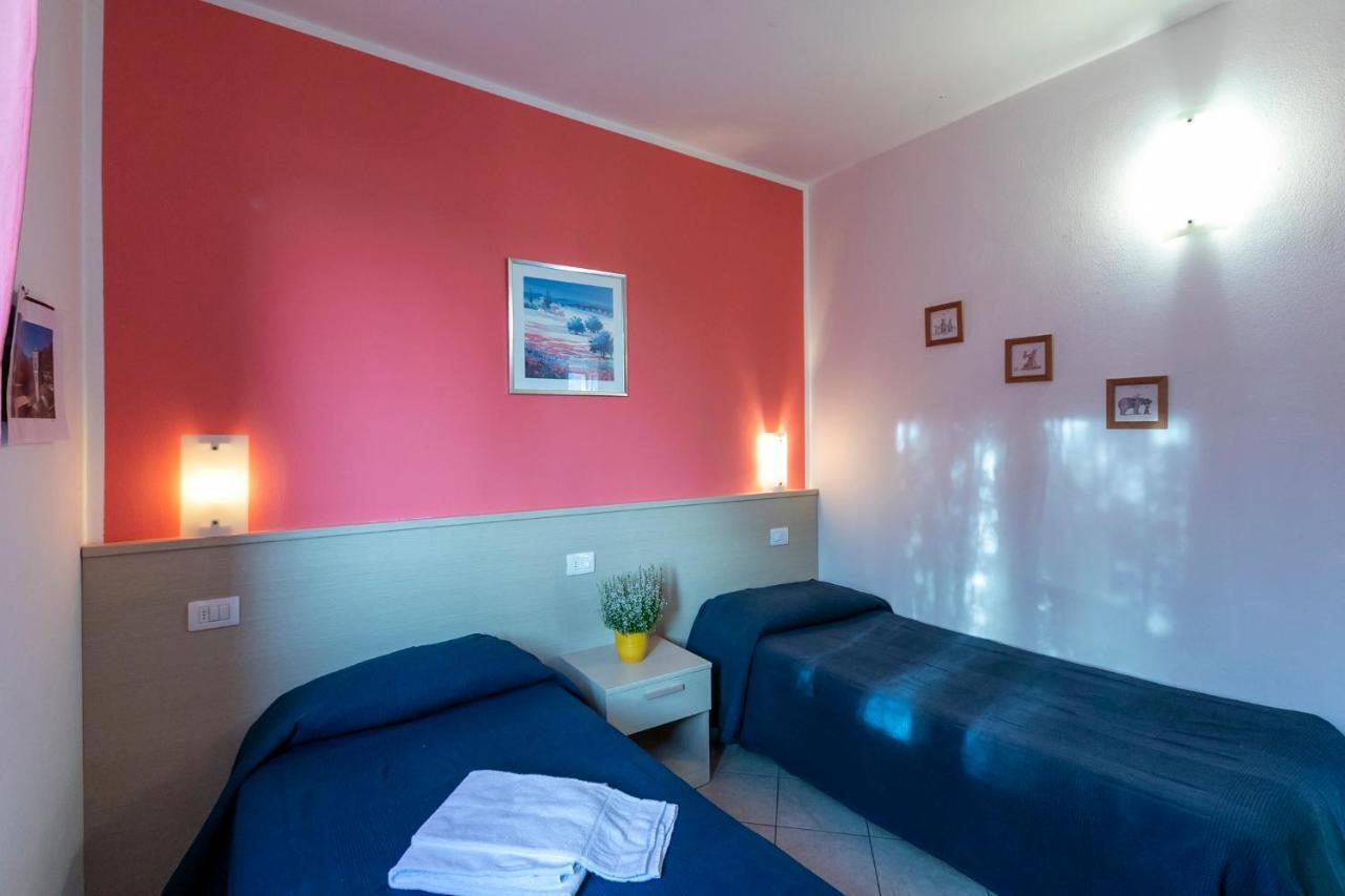 La Collina Degli Ulivi Apartment Vercana Luaran gambar