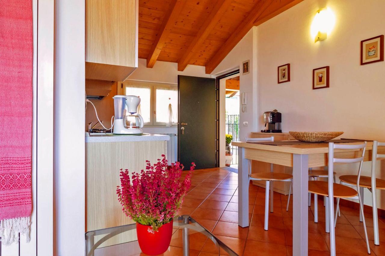 La Collina Degli Ulivi Apartment Vercana Luaran gambar