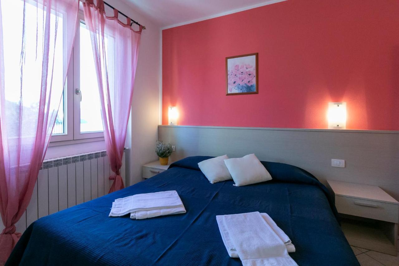 La Collina Degli Ulivi Apartment Vercana Luaran gambar