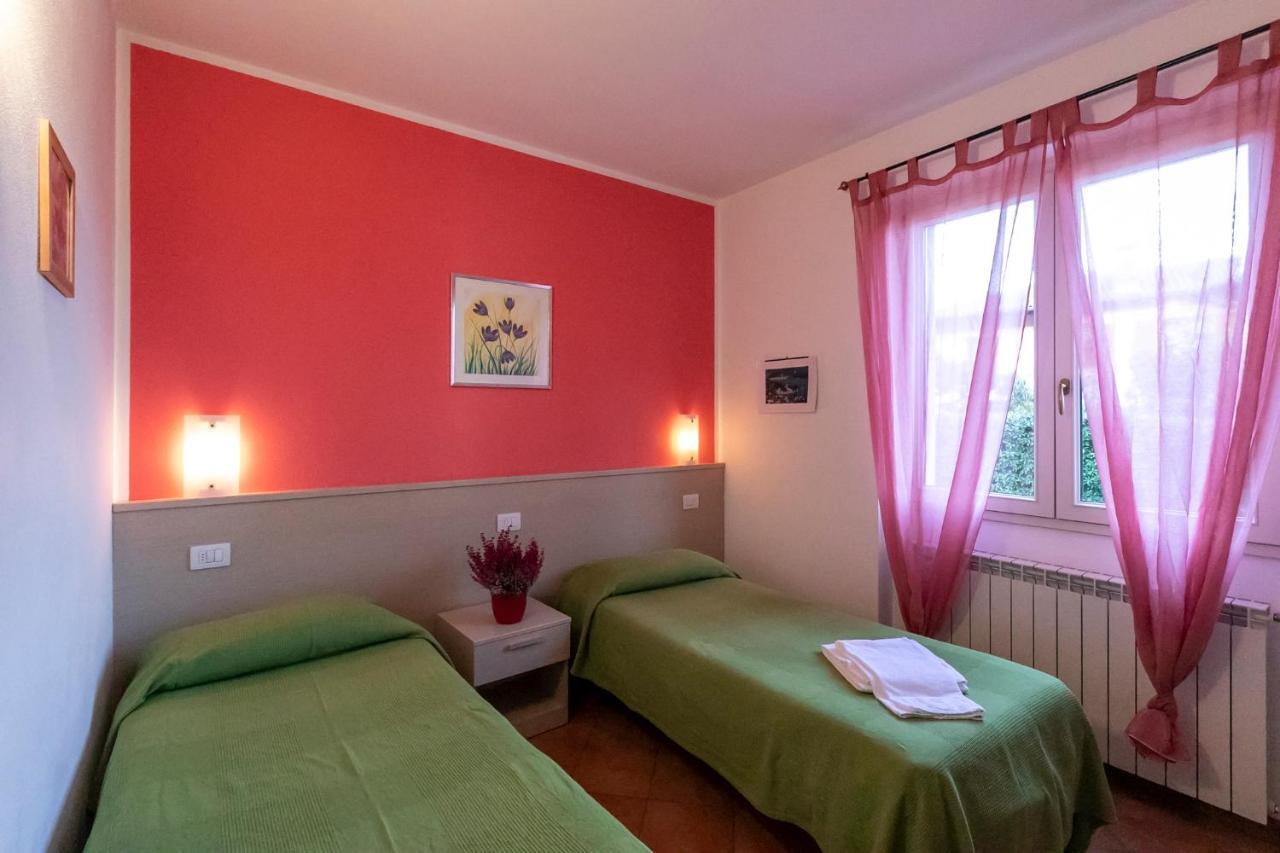 La Collina Degli Ulivi Apartment Vercana Luaran gambar