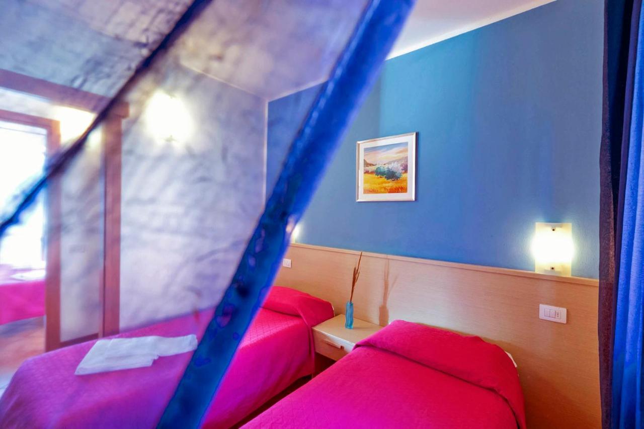La Collina Degli Ulivi Apartment Vercana Luaran gambar